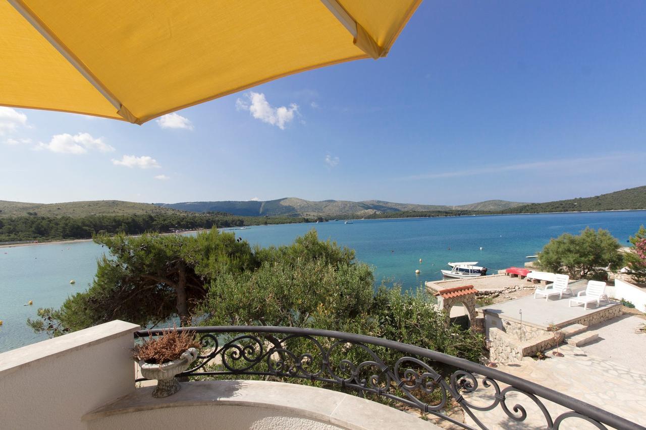 Sea Breeze - Front Sea Apartment Žaborić Extérieur photo