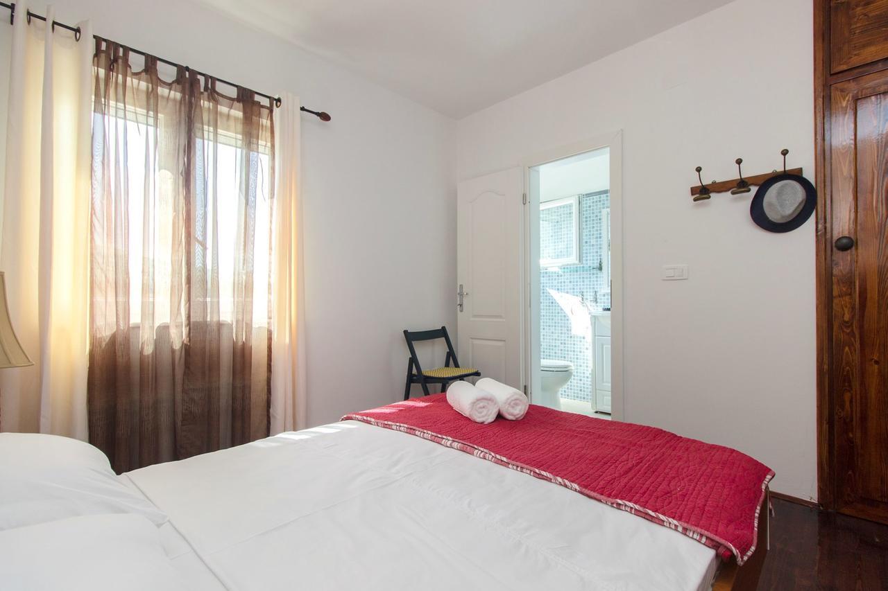 Sea Breeze - Front Sea Apartment Žaborić Extérieur photo